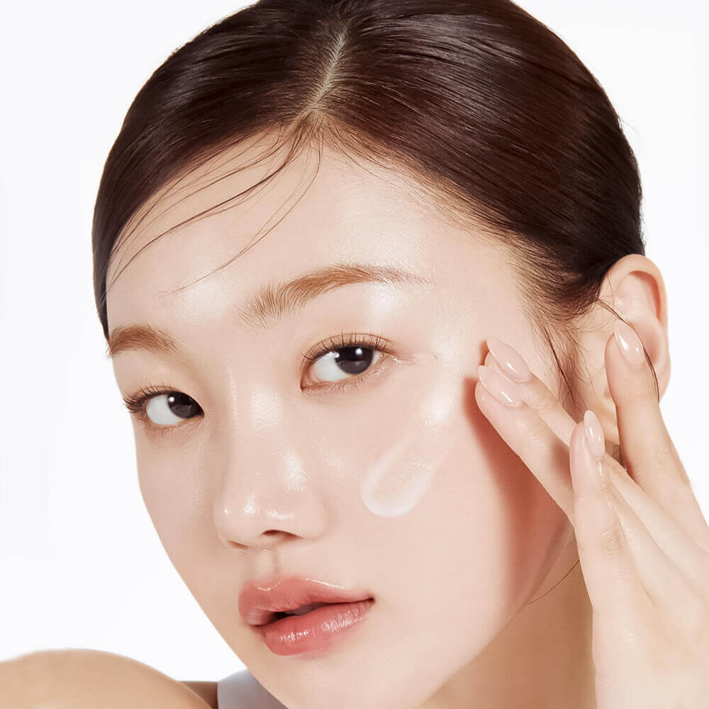 medicube Collagen Glow Booster Serum Разглаживающая сыворотка с коллагеном и ПДРН medicube Collagen Glow Booster Serum Разглаживающая сыворотка с коллагеном и ПДРН
